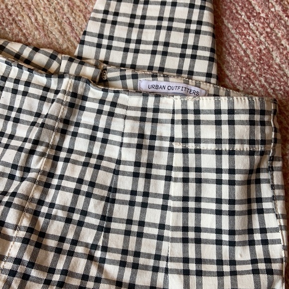 UO Dove Plaid Pinup Pant - Picture 8 of 13